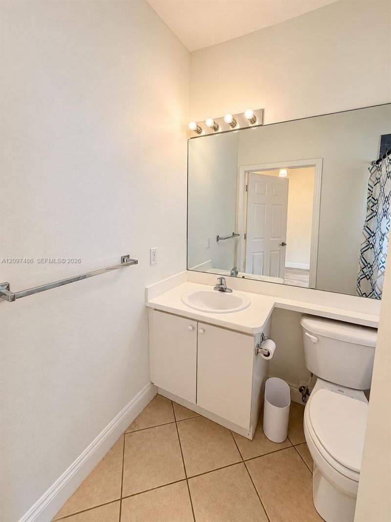 2734 Bird Ave , Unit 108, Miami, FL 33133 Photo