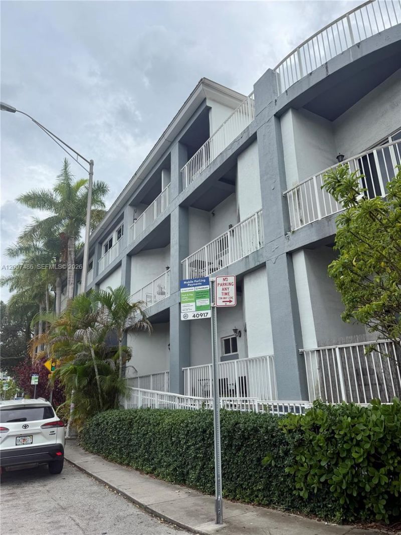 2734 Bird Ave , Unit 108, Miami, FL 33133 Photo