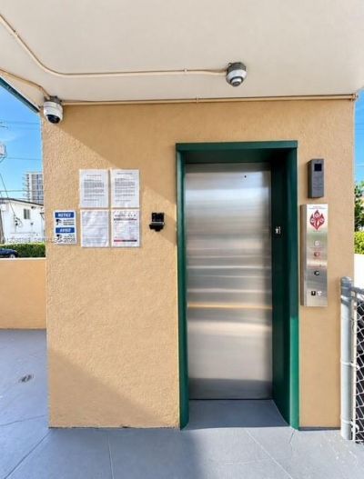 1400 S Douglas Rd , Unit 14, Coral Gables, FL 33134 Photo