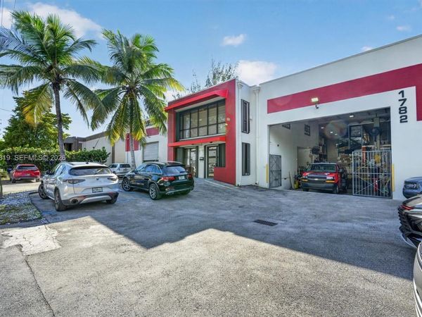 1780 NW 93rd Ave , Doral, FL 33172