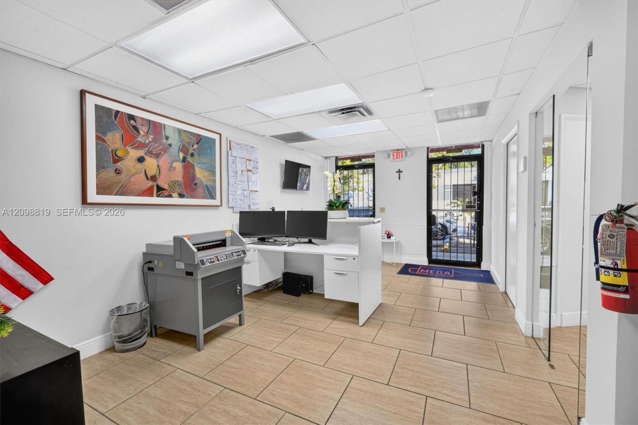 1780 NW 93rd Ave, Doral, FL 33172 Photo