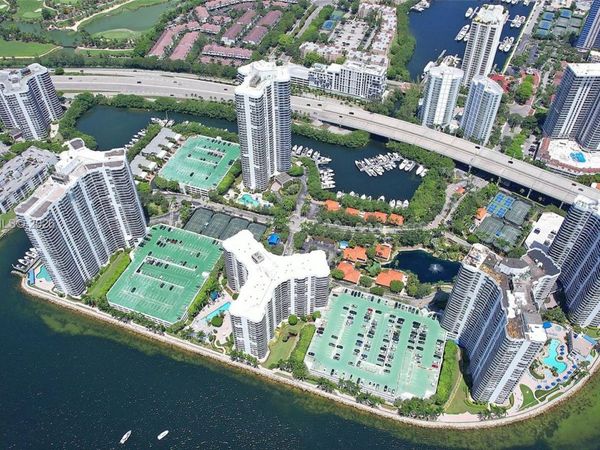 3400 NE 192nd St , Unit 1707, Aventura, FL 33180