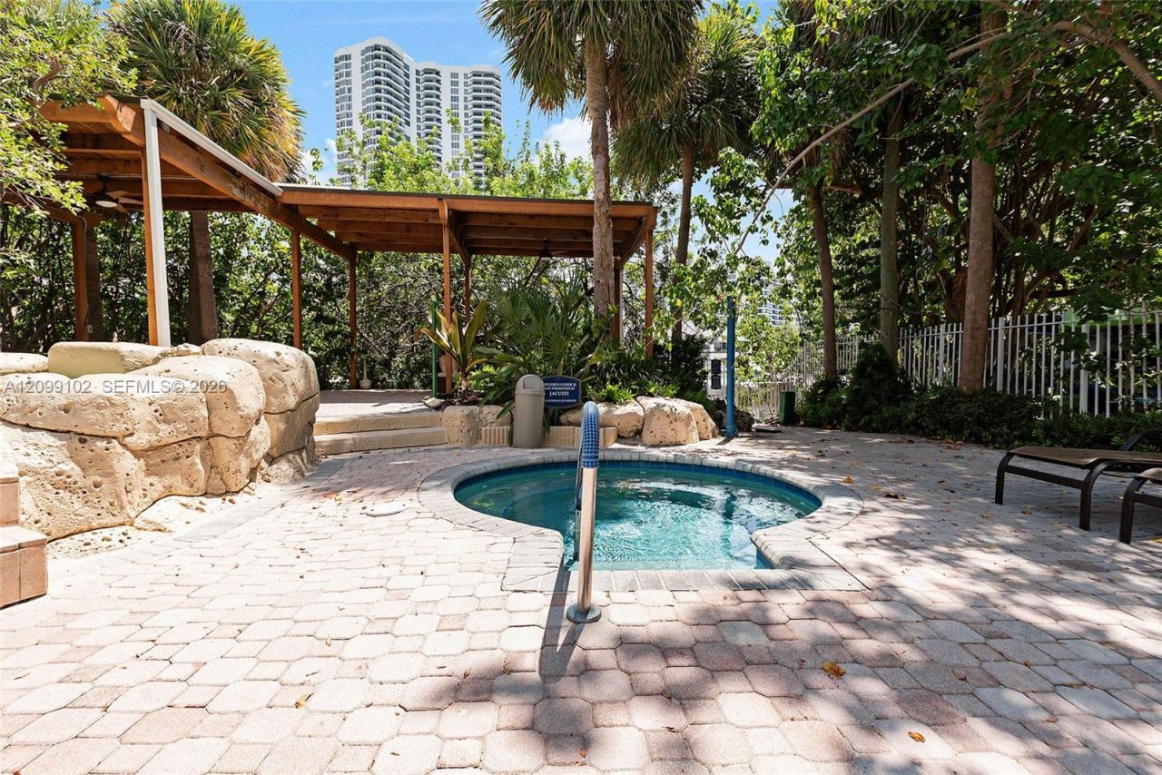 3400 NE 192nd St , Unit 1707, Aventura, FL 33180 Photo