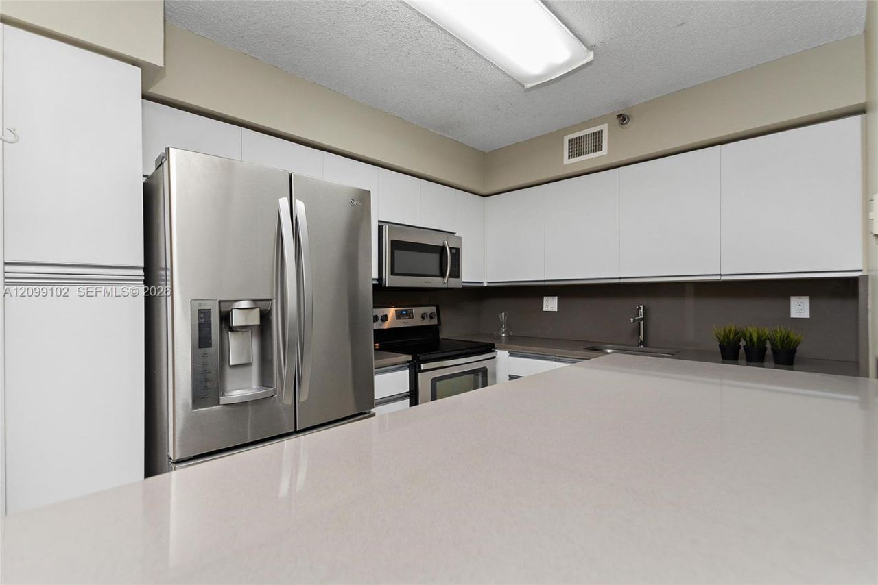 3400 NE 192nd St , Unit 1707, Aventura, FL 33180 Photo