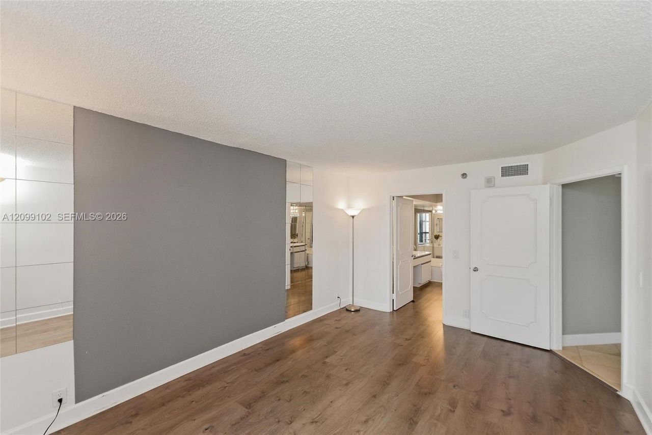 3400 NE 192nd St , Unit 1707, Aventura, FL 33180 Photo