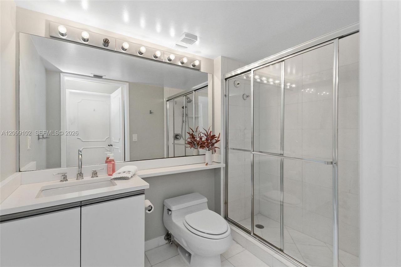 3400 NE 192nd St , Unit 1707, Aventura, FL 33180 Photo