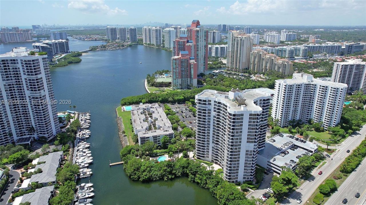3400 NE 192nd St , Unit 1707, Aventura, FL 33180 Photo