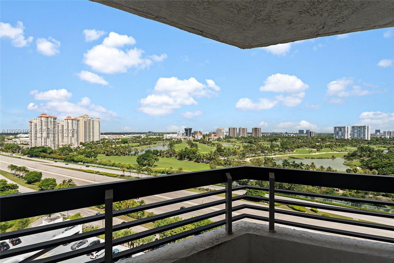 3400 NE 192nd St , Unit 1707, Aventura, FL 33180 Photo