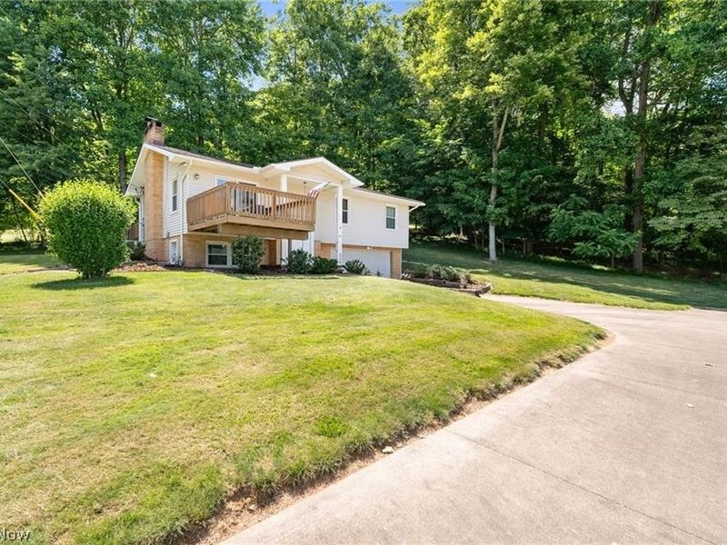 63 W Mohawk Drive, Malvern, OH 44644 Photo 23