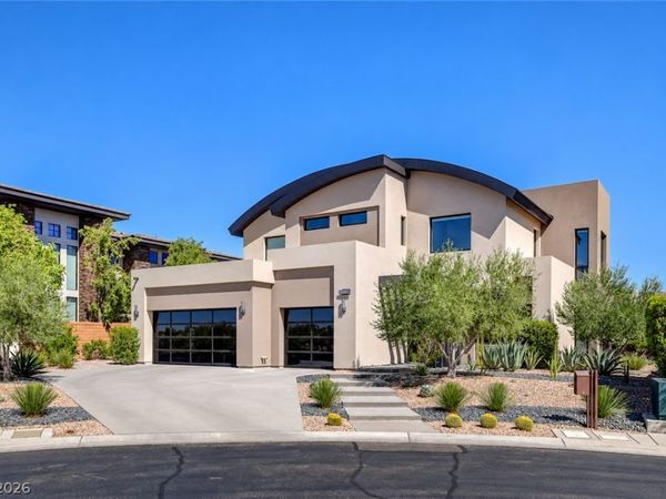 6 Drifting Shadow Way, Las Vegas, NV 89135