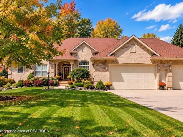 1800 Wilderness Drive, DeWitt, MI 48820