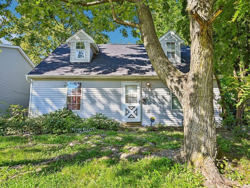 801 Upwoods Drive, Columbus, OH 43228 Photo 2