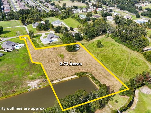 43391 Stevens Rd, Gonzales, LA 70737