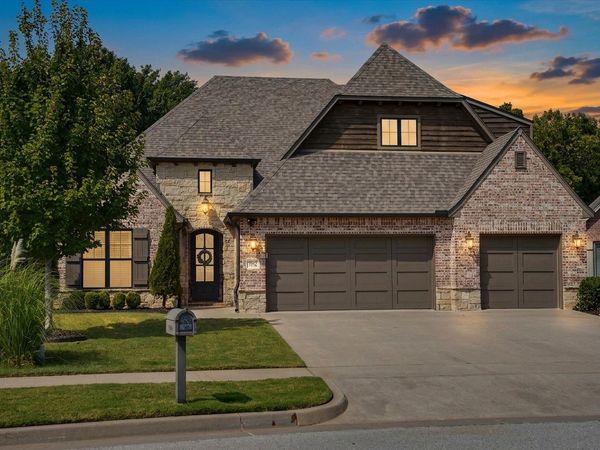 7112 S Chestnut Avenue , Broken Arrow, OK 74011