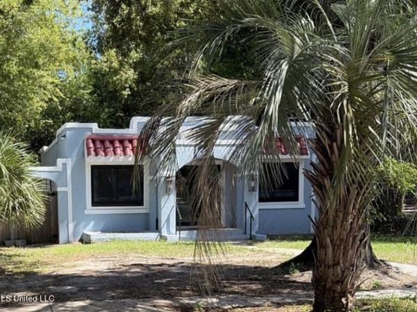 168 Saint Paul Street, Biloxi, MS 39530