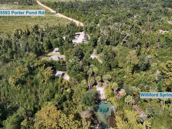 5593 Porter Pond Road, Youngstown, FL 32466
