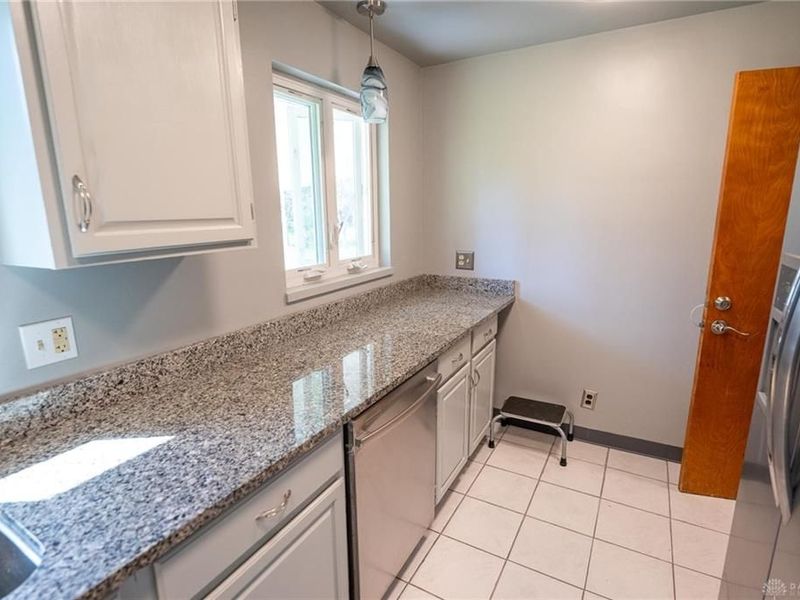 1030 Wenbrook Drive, Kettering, OH 45429 Photo 14