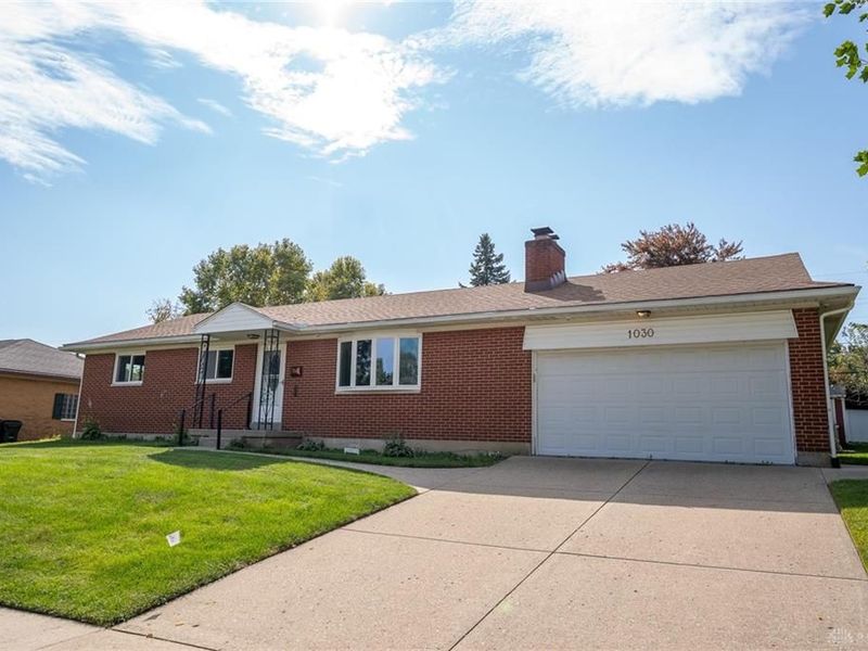 1030 Wenbrook Drive, Kettering, OH 45429 Photo 2