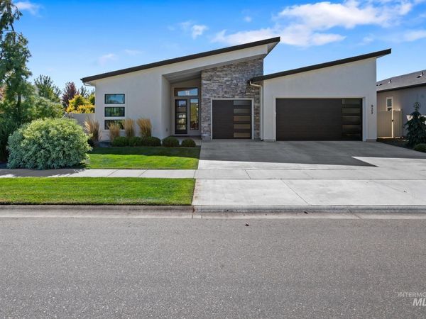923 E Rio Chico Dr, Kuna, ID 83634
