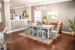 301 Chamfort Drive  photo 4