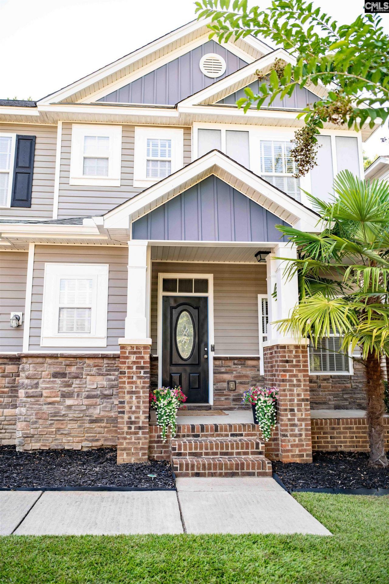301 Chamfort Drive  Photo 32