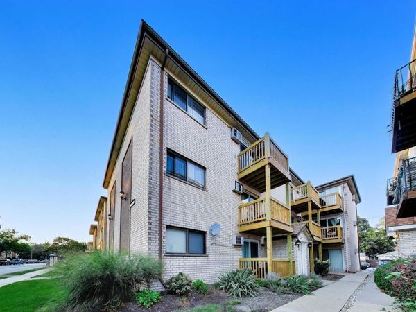 6841 N Northwest Highway, Unit 3C, Chicago, IL 60631