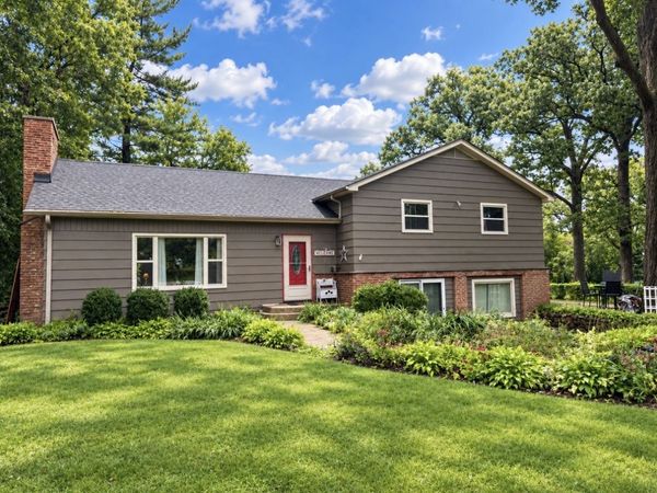 10874 E Flagg Road, Rochelle, IL 61068