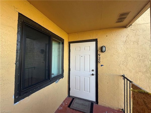2925 Winkler AVE , Unit 920, FORT MYERS, FL 33916