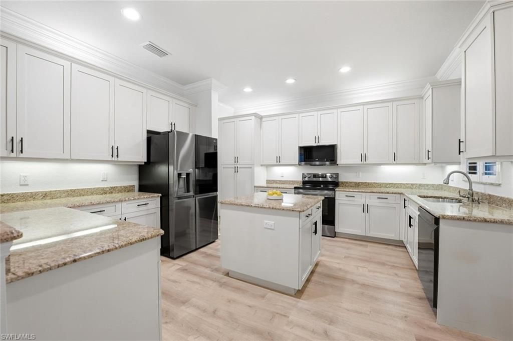 6550 Marbella Dr, Naples, FL 34105 Photo