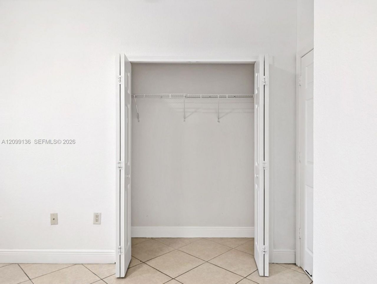 14618 SW 38 St , Unit 2, Miami, FL 33175 Photo