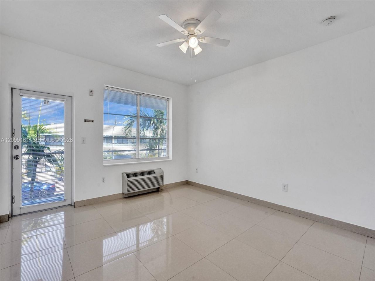 540 74th St , Unit 14, Miami Beach, FL 33141 Photo