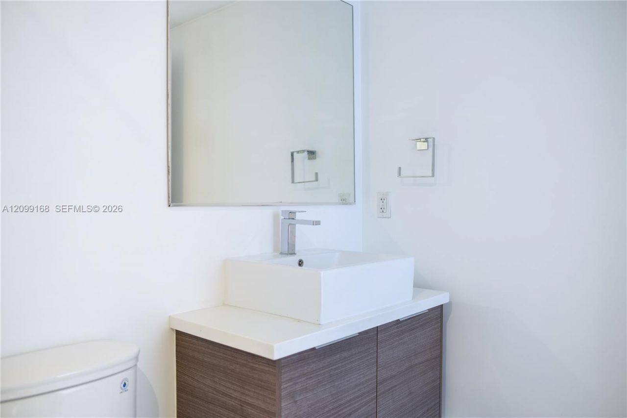 1010 SW 2nd Ave , Unit 1104, Miami, FL 33130 Photo