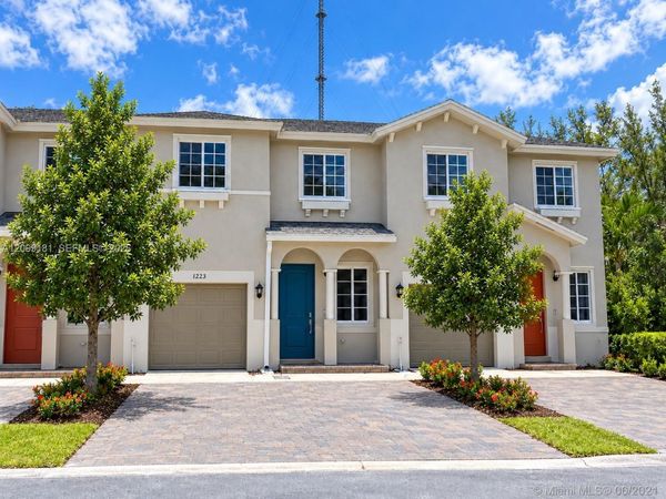 1223 NW 208th Ter , Miami Gardens, FL 33169