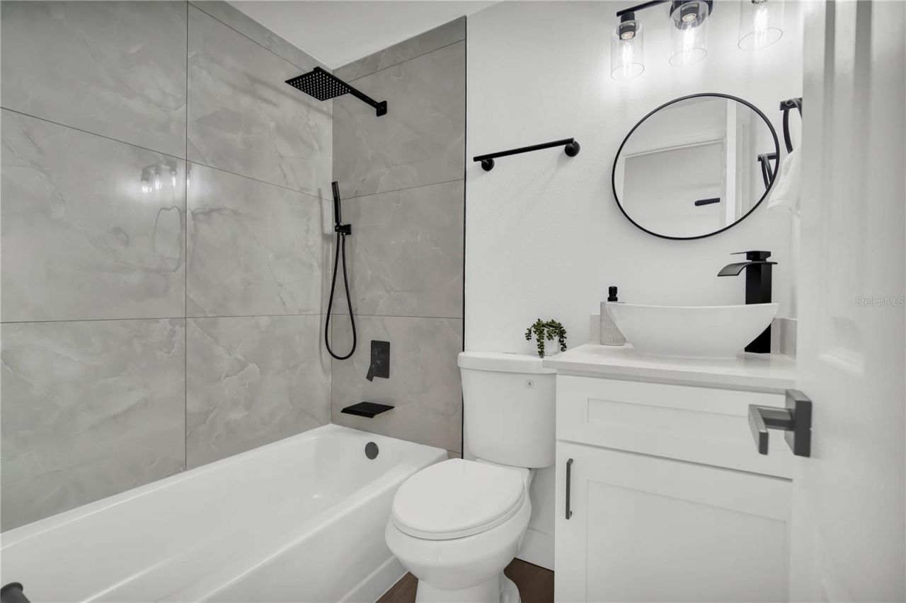 4665 Piedmont Court, Orlando, FL 32811 Photo