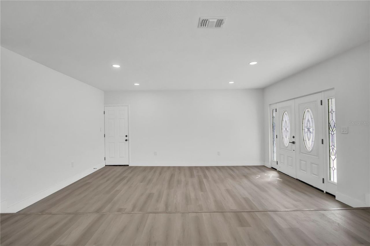 4665 Piedmont Court, Orlando, FL 32811 Photo