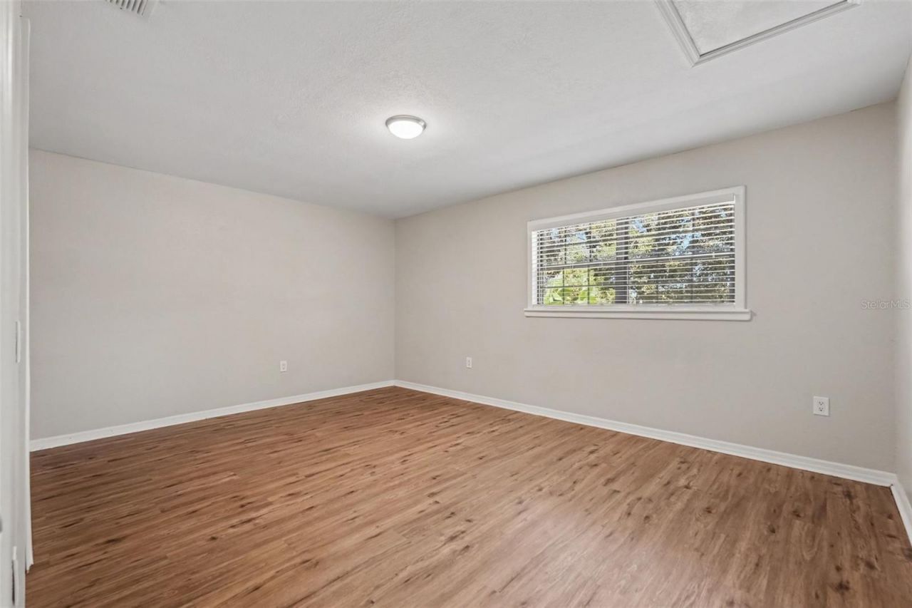 126 Goins Drive , Seffner, FL 33584 Photo