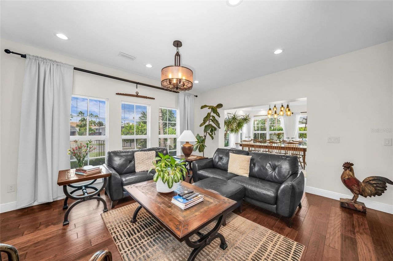 301 Ponce De Leon Avenue, Venice, FL 34285 Photo