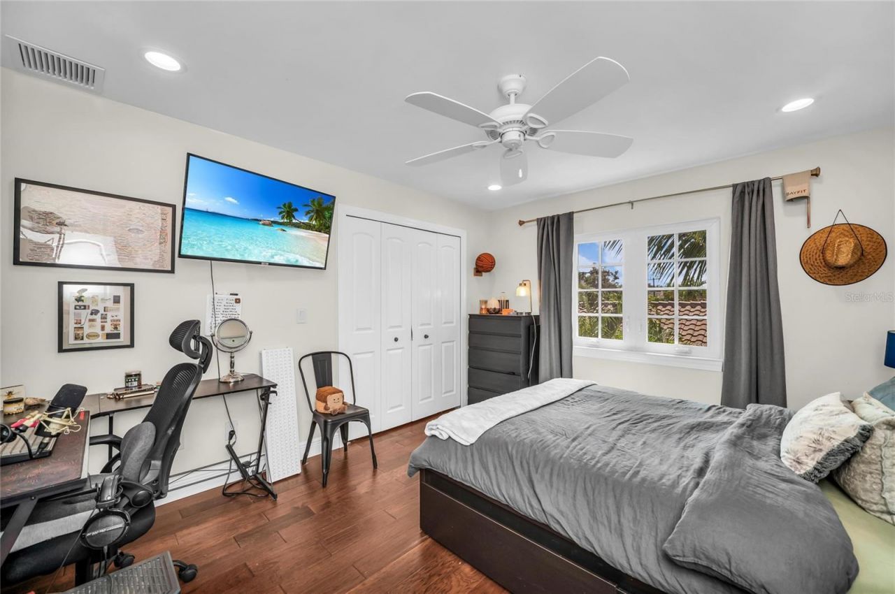 301 Ponce De Leon Avenue, Venice, FL 34285 Photo