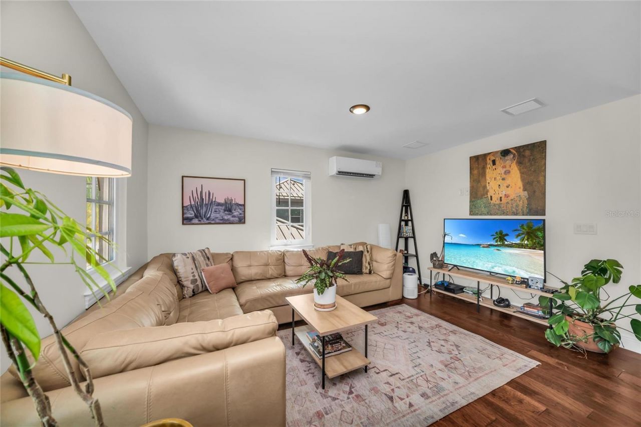301 Ponce De Leon Avenue, Venice, FL 34285 Photo