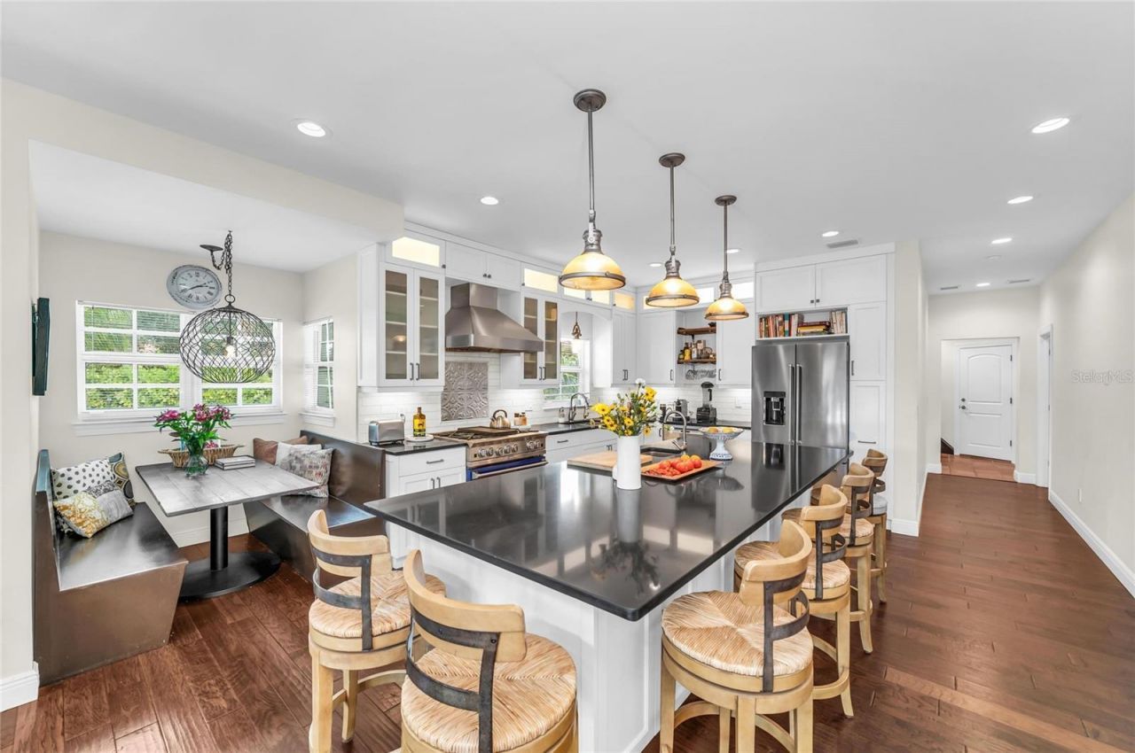 301 Ponce De Leon Avenue, Venice, FL 34285 Photo
