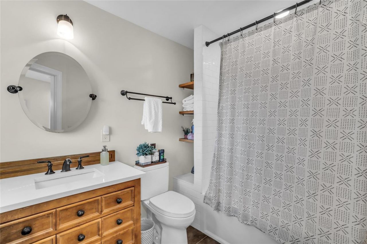 301 Ponce De Leon Avenue, Venice, FL 34285 Photo
