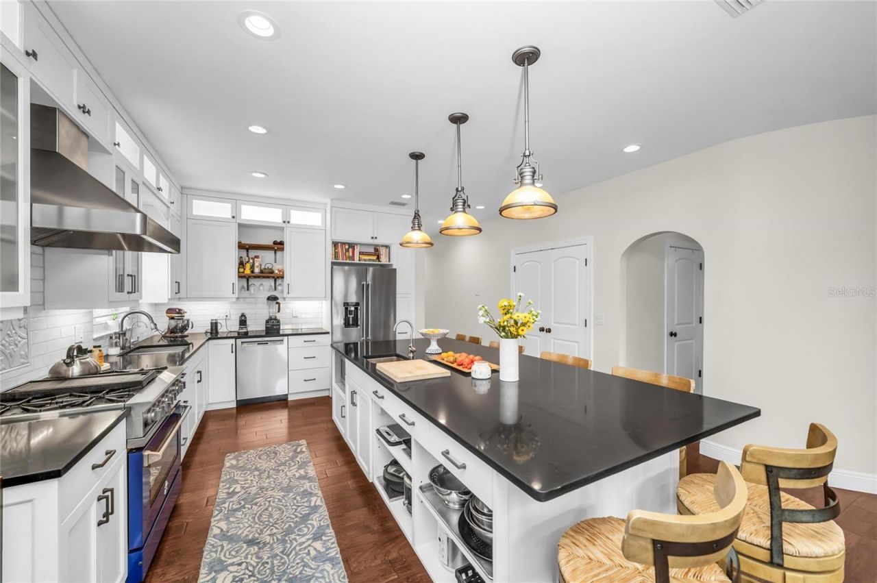 301 Ponce De Leon Avenue, Venice, FL 34285 Photo