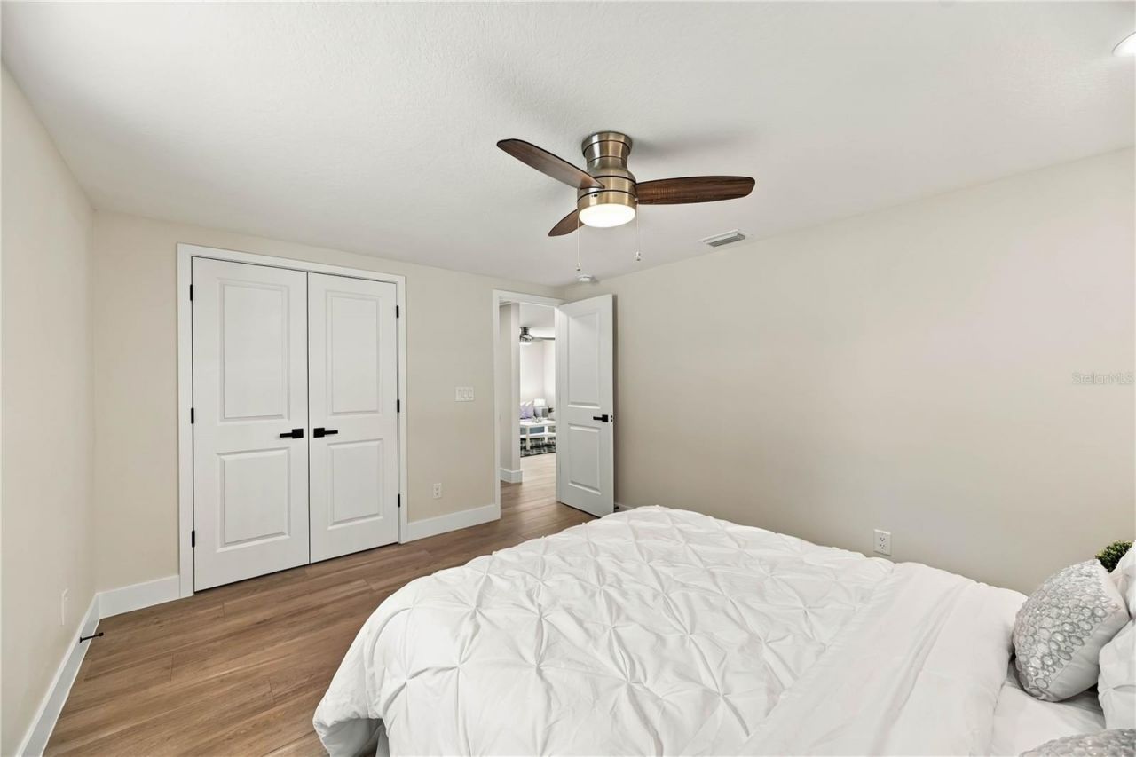 1802 Robinhood Street, Sarasota, FL 34231 Photo