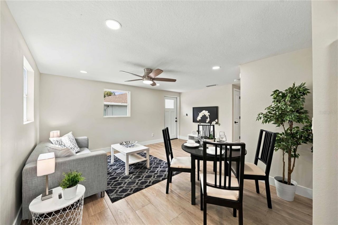 1802 Robinhood Street, Sarasota, FL 34231 Photo