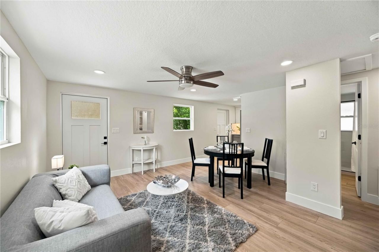 1802 Robinhood Street, Sarasota, FL 34231 Photo