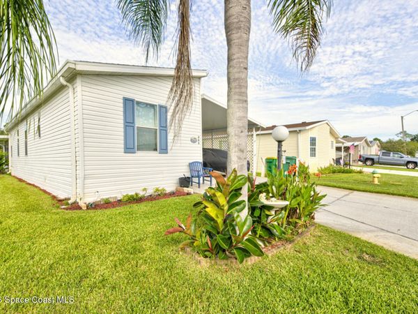 385 Outer Drive , Cocoa, FL 32926