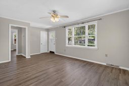 736 Mccants Drive photo 4