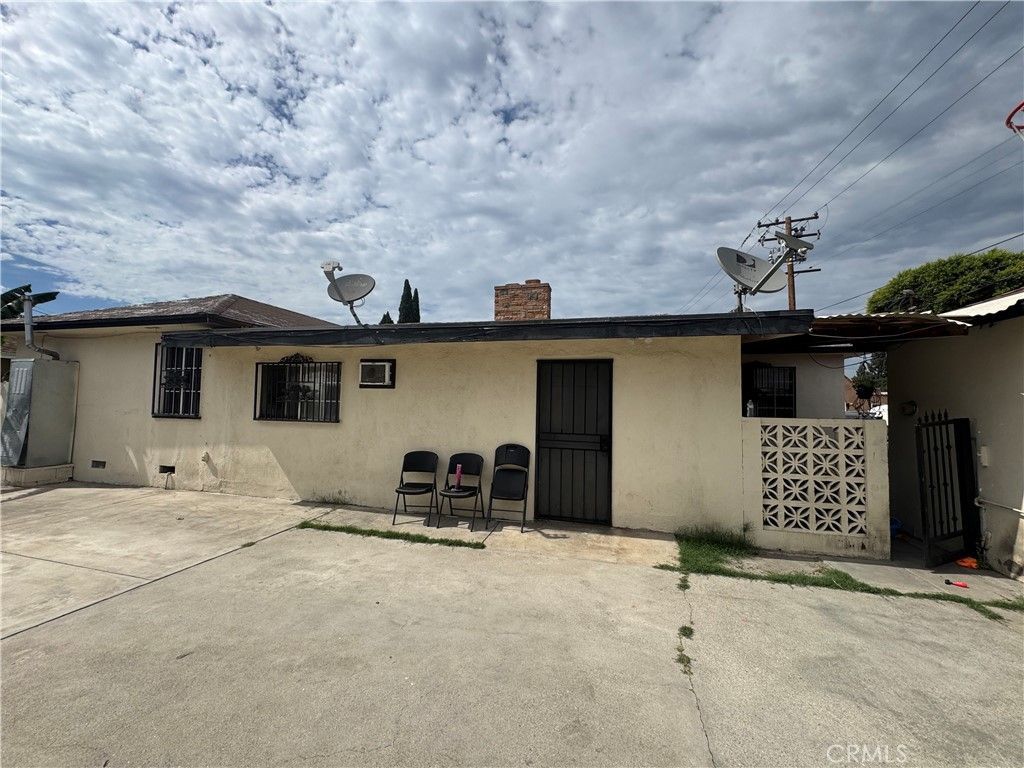 3154 Tecumseh, South Gate, CA 90280 Main Photo