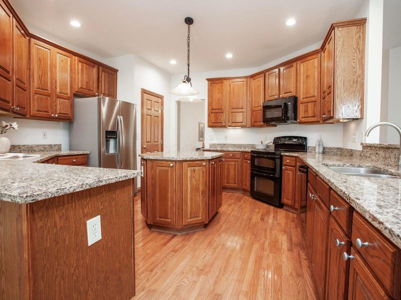 7742 Maple Run Lane , Powell, OH 43065 Photo 16