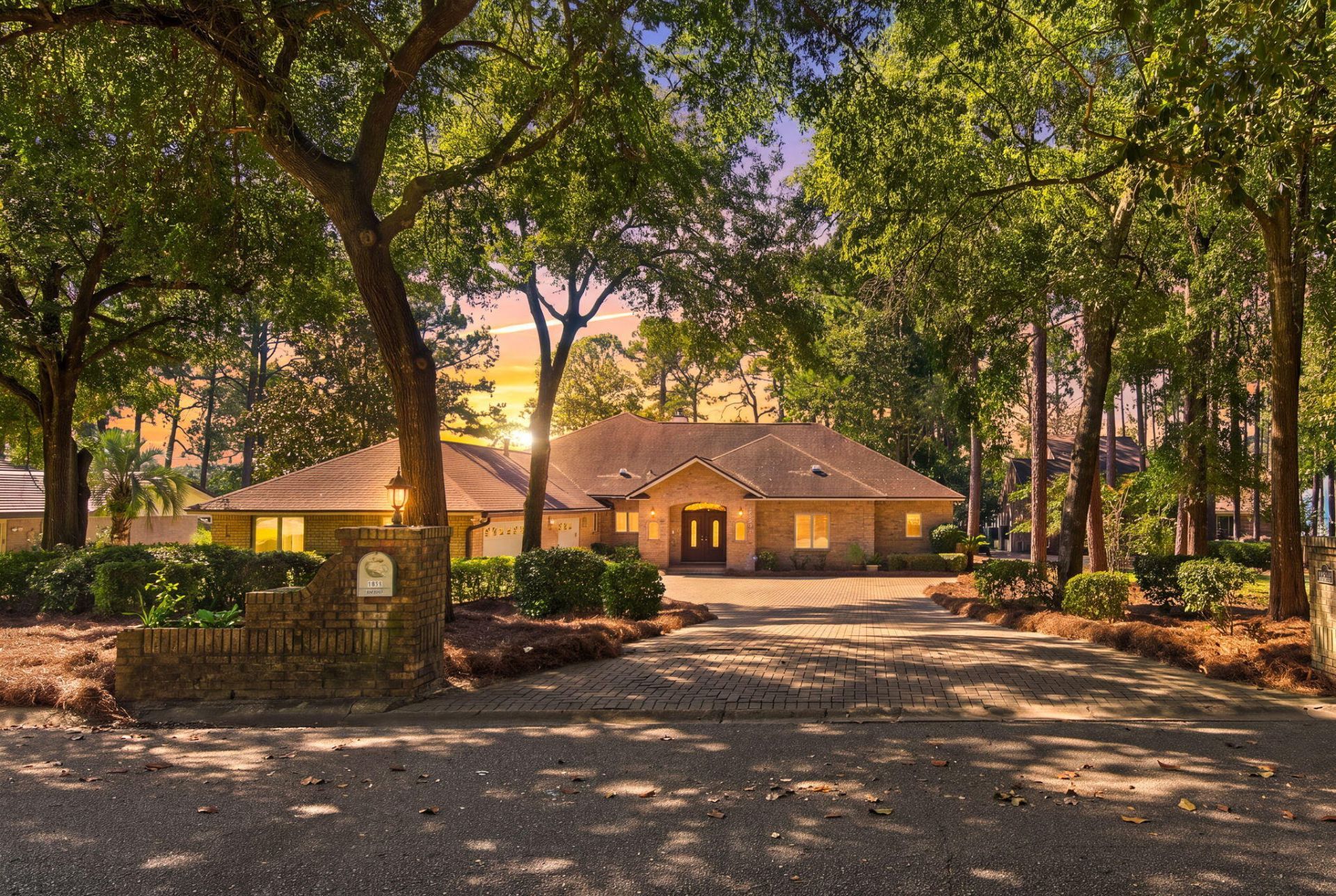 2422 Edgewater Drive, Niceville, FL 32578 Main Photo